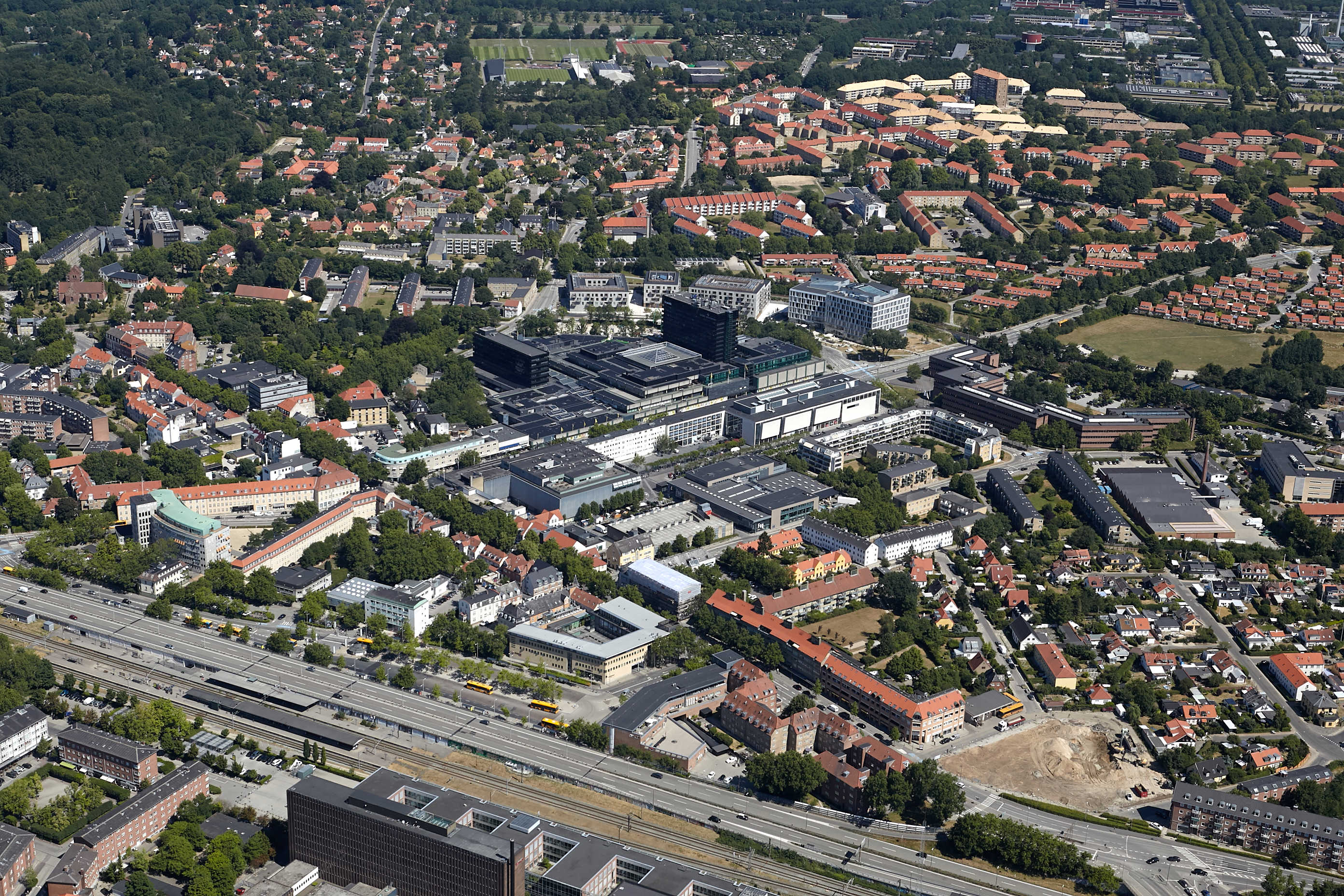 Overflyvningsfoto af Kongens Lyngby Centrum