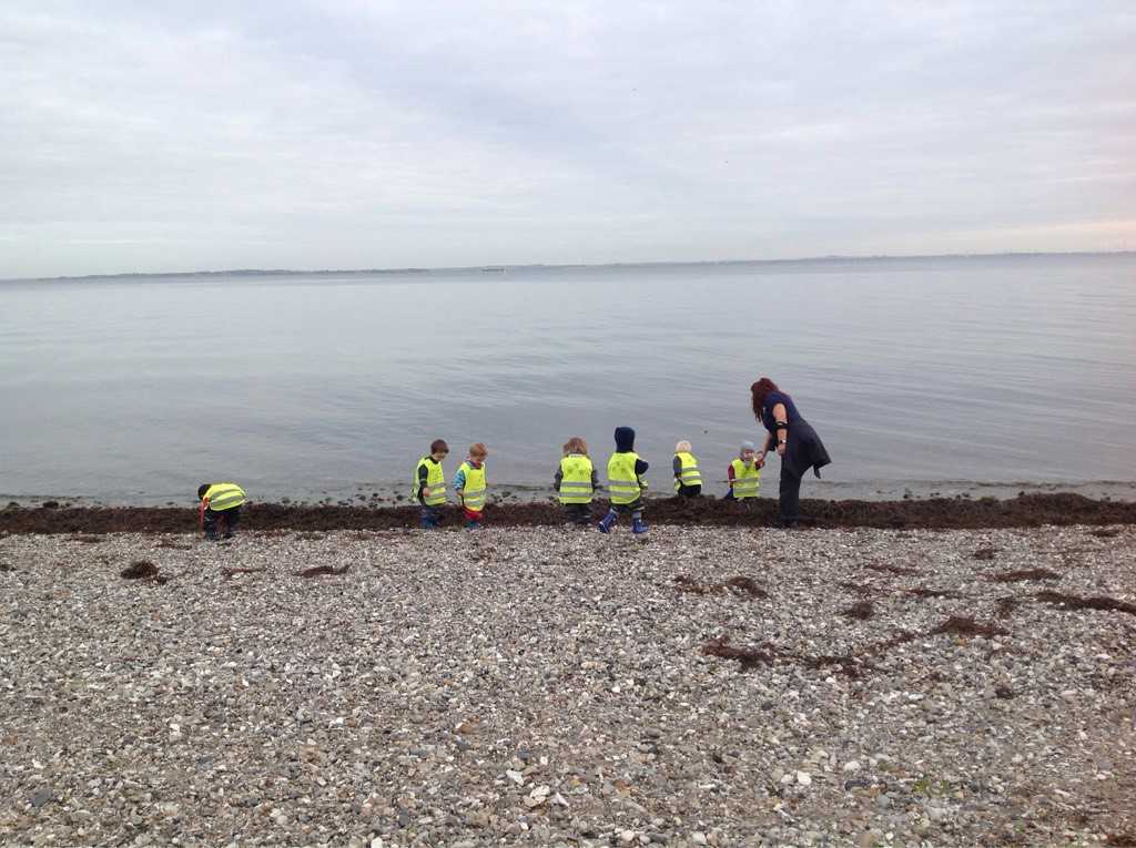 Børnefællesskaber - en tur på stranden