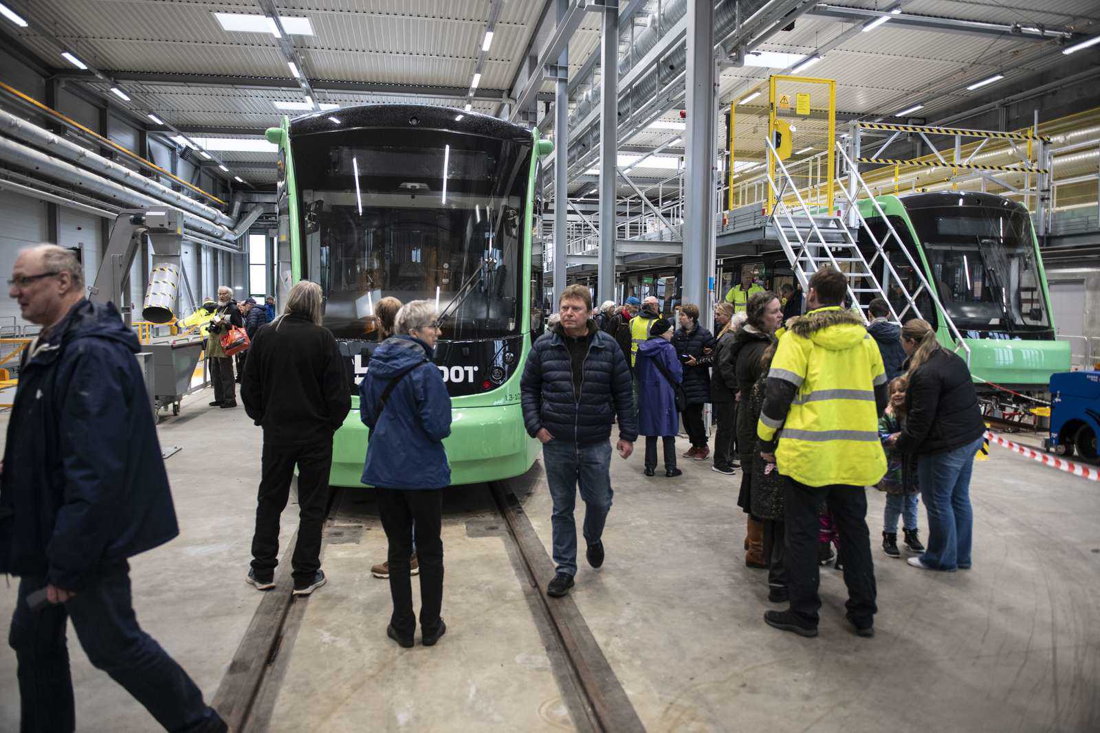 Kom til Åbent Hus på Letbanens Kontrol- og Vedligheholdelsescenter søndag 29. september. Foto fra Åbent Hus i 2023.