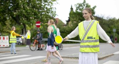 Med kampagnen ’Pas på skolepatruljen’ sætter Lyngby-Taarbæk Kommune fokus på, at trafikanterne skal vise hensyn til patruljerne.. Foto: Rådet for Sikker Trafik.